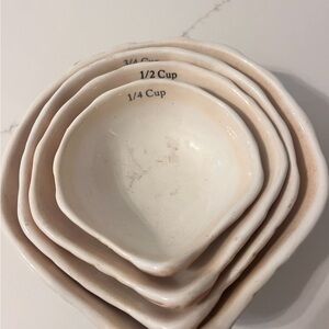 Cream Ceramic Measuring Cups Set